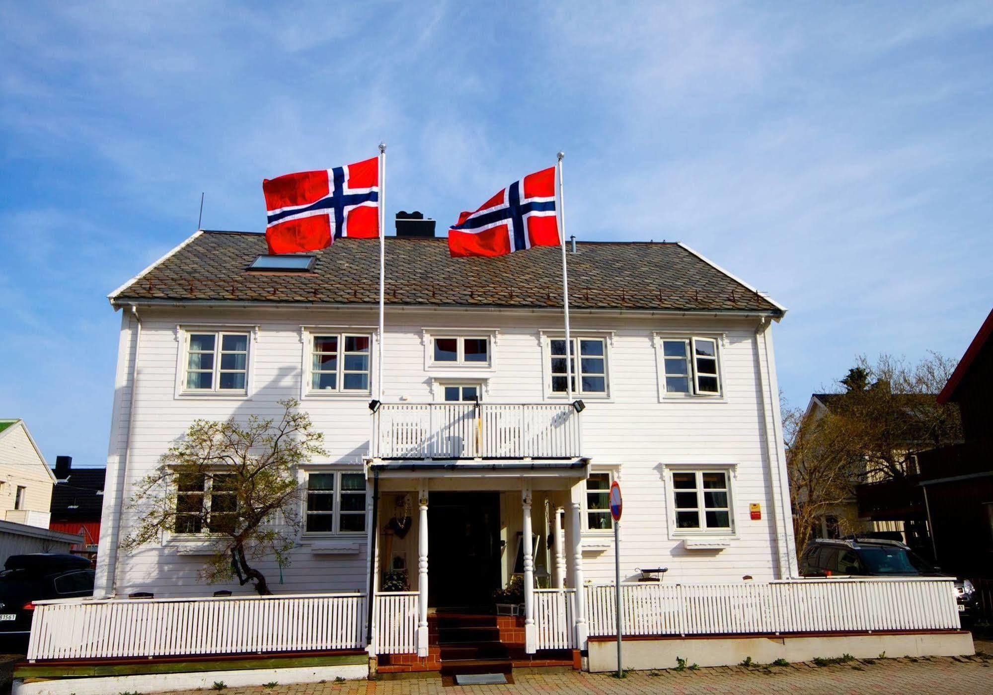 Opsahl Gjestegaard Hotell Bodö Exteriör bild